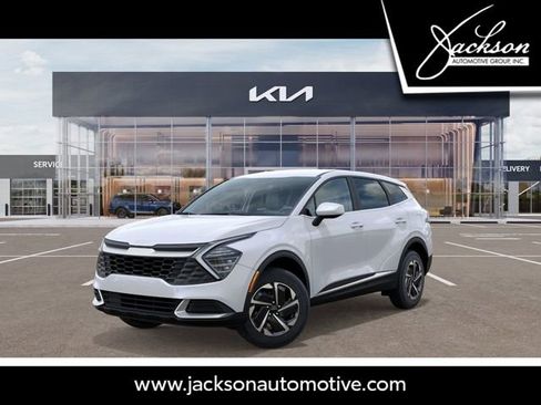 Used 2025 Kia Sportage LX AWD/4WD image 1