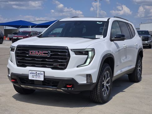 New 2026 GMC Acadia AT4 w/ Luxury Package image 2