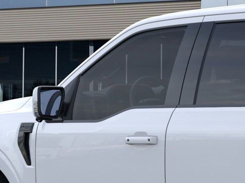 Used 2025 Ford F150 Lariat w/ Equipment Group 501A Mid image 13