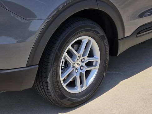 New 2026 Ford Explorer Active RWD image 6