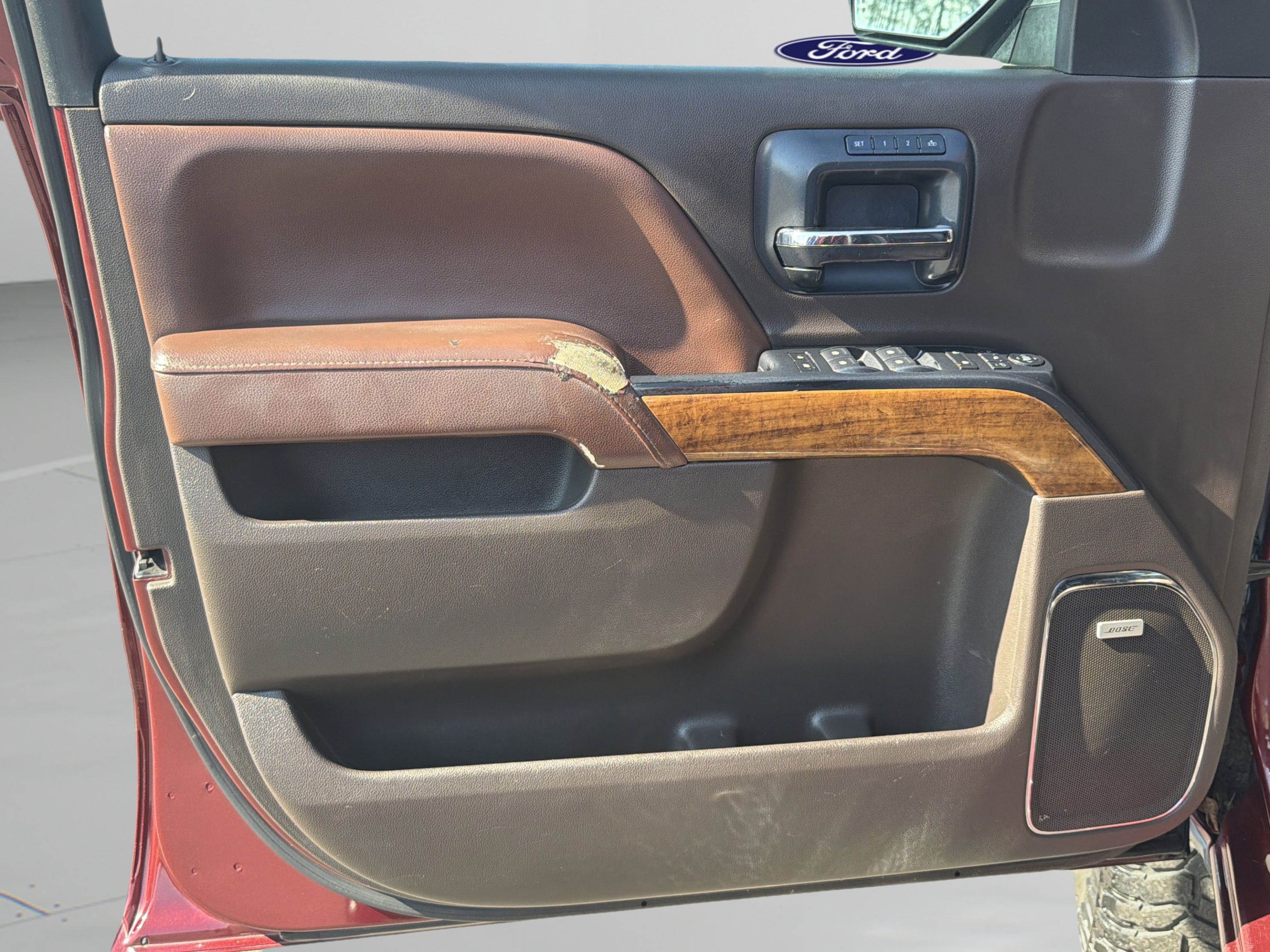 Used 2015 Chevrolet Silverado 2500 High Country w/ Duramax Plus Package AWD/4WD image 18