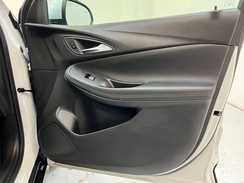 Used 2024 Buick Encore GX Sport Touring image 28