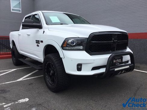Used 2018 RAM 1500 Sport image 3