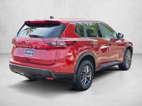 Certified 2025 Nissan Rogue S AWD/4WD image 5