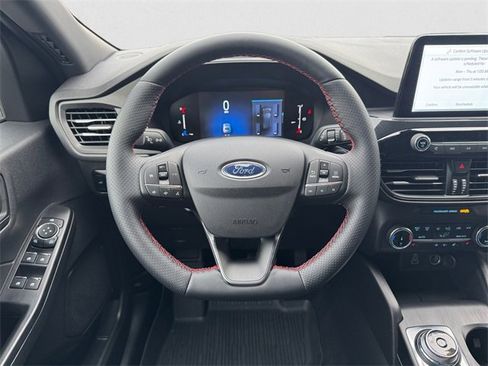 Used 2025 Ford Escape ST-Line image 11