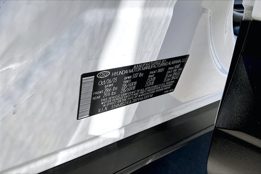 Used 2023 Hyundai Santa Fe SEL FWD image 17