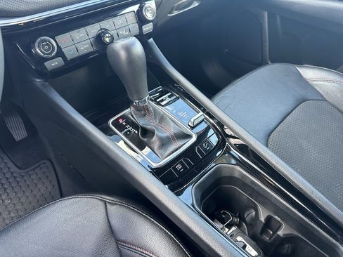 Used 2024 Jeep Compass Trailhawk image 30