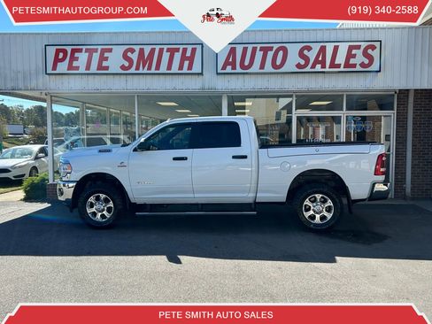 Used 2022 RAM 3500 Big Horn w/ Level C Equiment Group image 1