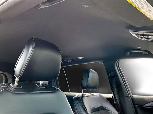 Used 2024 Jeep Grand Cherokee L Laredo image 25