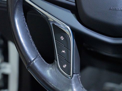 Used 2018 Cadillac XT5 Premium Luxury w/ Driver Assist Package image 38