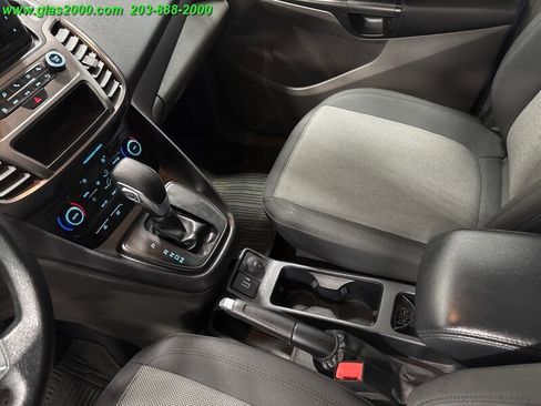 Used 2021 Ford Transit Connect XL image 32