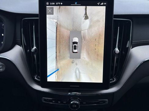 New 2026 Volvo XC60 B5 Ultra w/ Climate Package image 19