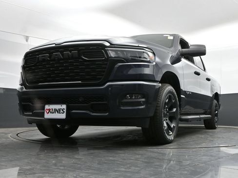 New 2026 RAM 1500 Express AWD/4WD image 35