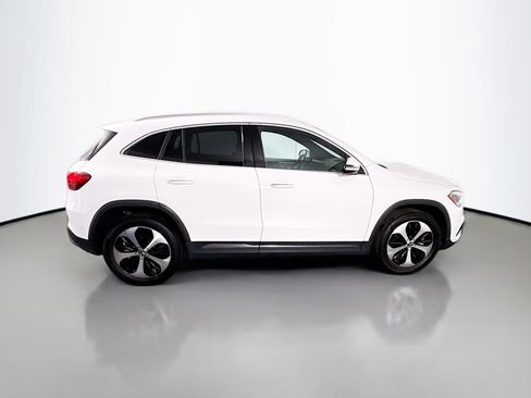 Used 2025 Mercedes-Benz GLA 250 image 11