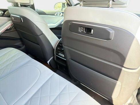 Used 2026 BMW X6 M60i image 26