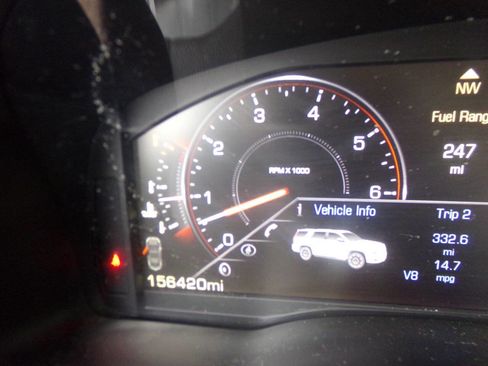 Used 2015 Cadillac Escalade ESV Premium image 26