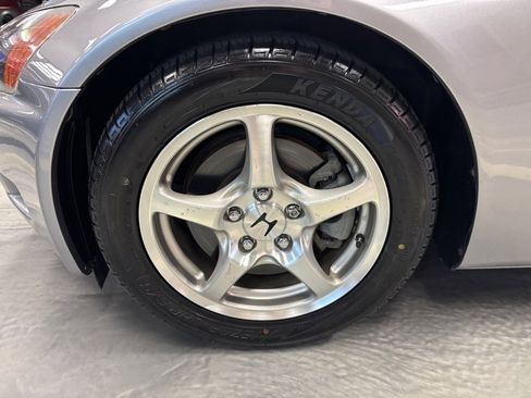 Used 2003 Honda S2000 image 17