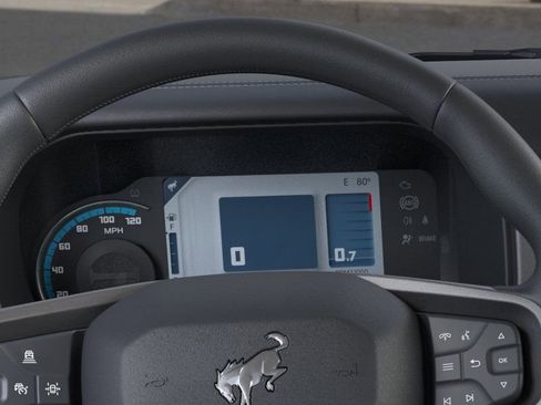 New 2025 Ford Bronco Outer Banks w/ Sasquatch Package image 13