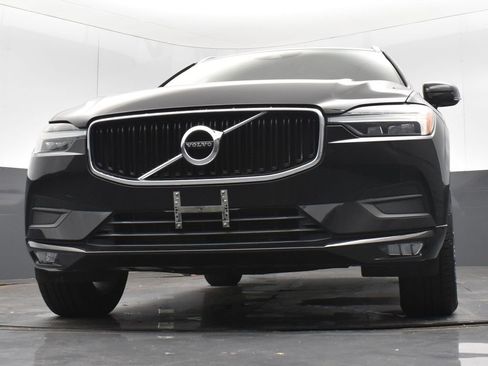 Used 2021 Volvo XC60 T5 Momentum image 16