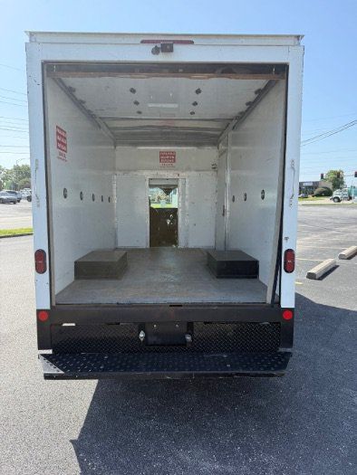 Used 2022 Ford Transit 350 DRW RWD image 16