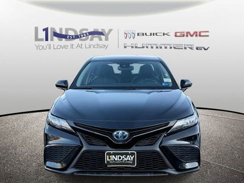 Used 2024 Toyota Camry SE w/ Convenience Package image 6