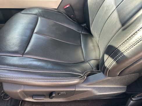 Used 2019 Ford F150 Lariat w/ Equipment Group 502A Luxury image 14