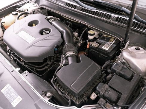 Used 2013 Lincoln MKZ AWD image 22