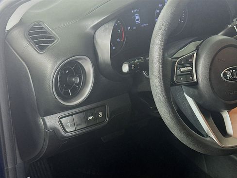 Used 2019 Kia Forte LXS image 16