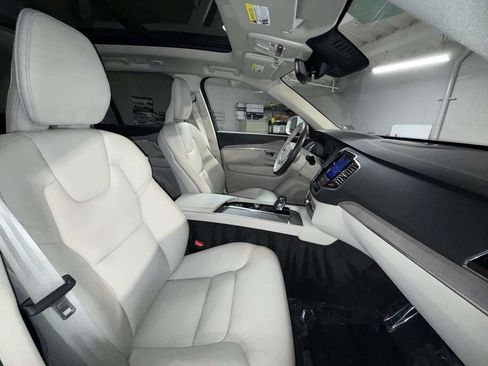 Used 2023 Volvo XC90 T8 Plus w/ Protection Package Premier AWD/4WD image 14