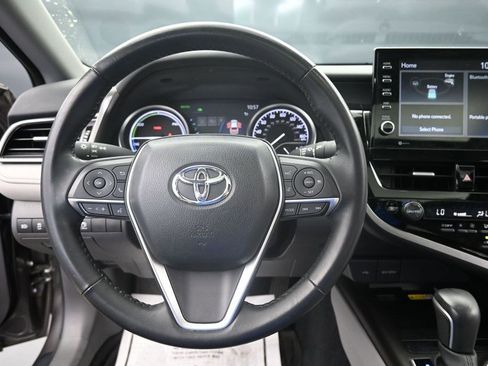 Used 2024 Toyota Camry XLE FWD image 20