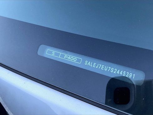 Used 2025 Land Rover Defender 110 S image 23