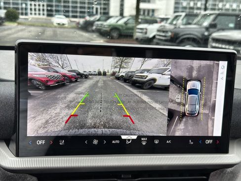 New 2026 Ford Explorer Platinum image 37