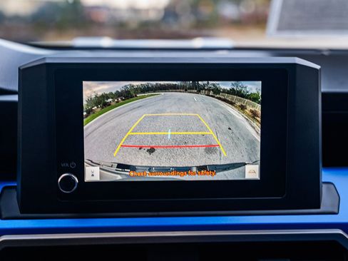 Used 2024 Toyota Tacoma TRD Sport image 39