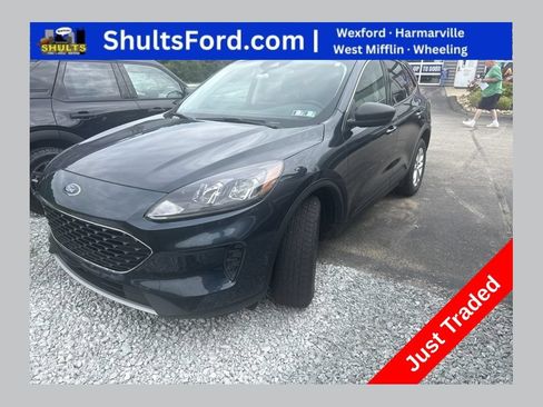 Used 2022 Ford Escape SE w/ Cold Weather Package AWD/4WD image 1