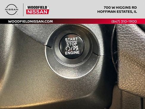 Used 2017 Jeep Compass Latitude w/ Popular Equipment Group AWD/4WD image 39