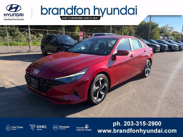 Used 2023 Hyundai Elantra SEL w/ Convenience Package FWD image 3