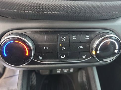 Used 2023 Chevrolet TrailBlazer LT FWD image 26