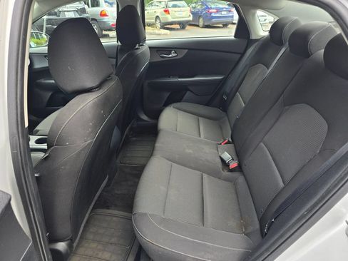 Used 2020 Kia Forte LXS FWD image 7
