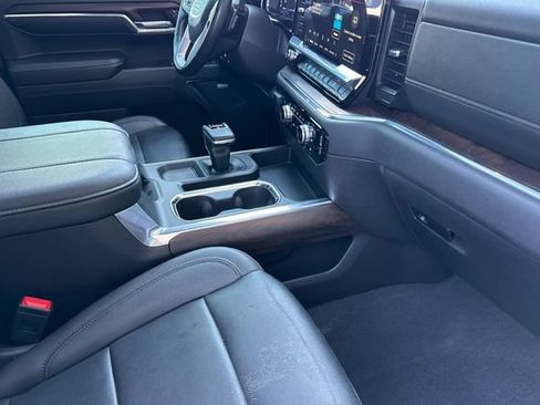 Used 2024 GMC Sierra 1500 SLT w/ SLT Premium Plus Package AWD/4WD image 19