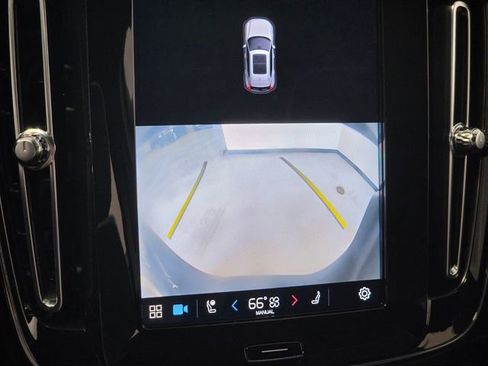 Certified 2023 Volvo XC40 Recharge Ultimate w/ Protection Package Premier image 27