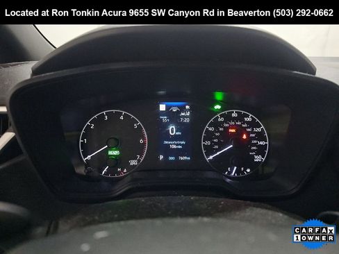 Used 2024 Toyota Corolla SE image 11