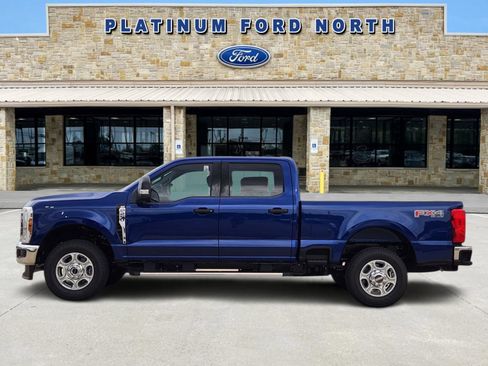 New 2026 Ford F250 XLT w/ FX4 Off-Road Package AWD/4WD image 3