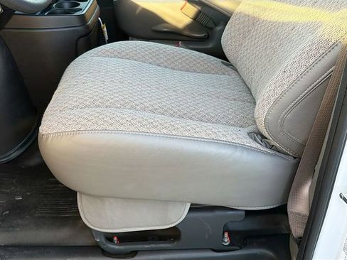 New 2025 Chevrolet Express 3500 Work Van w/ Power Convenience Package image 15