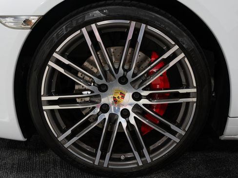 Used 2016 Porsche 911 Carrera 4S image 33