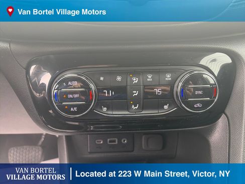 Used 2023 Buick Encore GX Select w/ Safety Package II FWD image 21