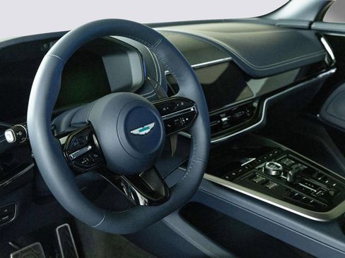 New 2026 Aston Martin DBX 707 image 23