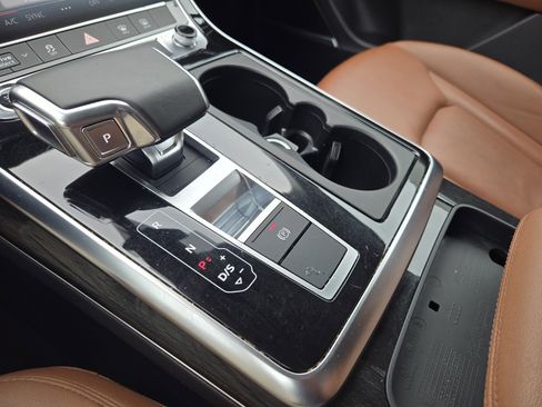 Used 2022 Audi Q7 2.0T Premium Plus AWD/4WD image 23