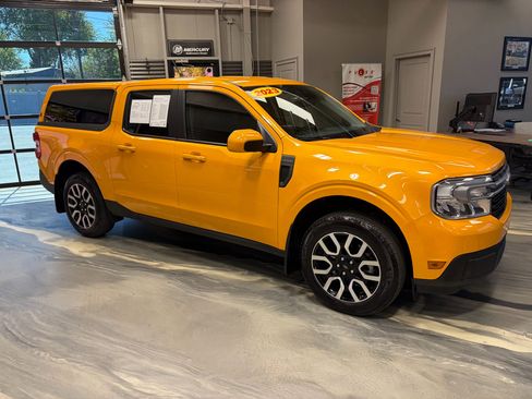 Used 2023 Ford Maverick Lariat w/ Lariat Luxury Package AWD/4WD image 30