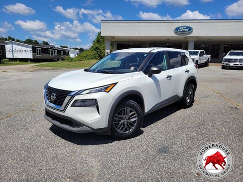 Used 2023 Nissan Rogue S FWD image 2