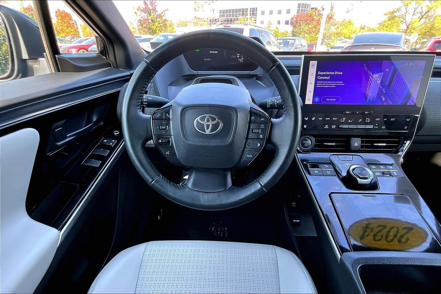 Used 2024 Toyota bZ4X AWD image 5